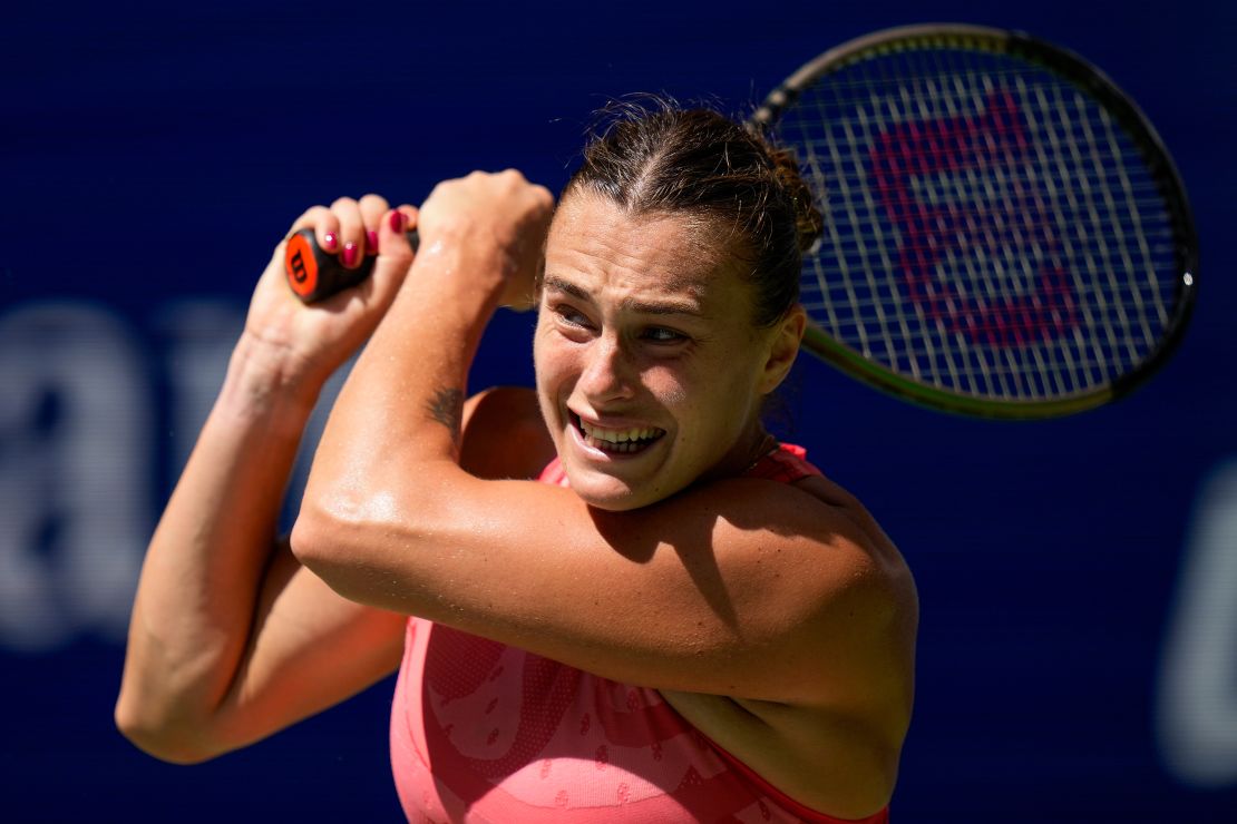 Sabalenka returns a shot to Zheng at the US Open on her way to victory. 