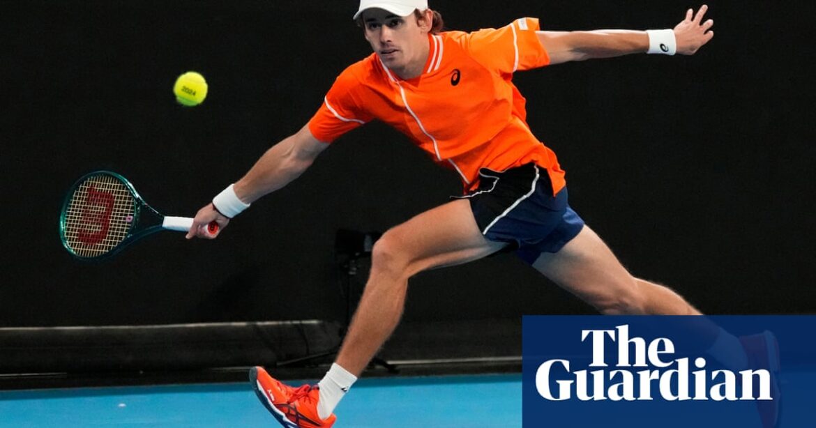 Alex de Minaur comfortably advances to the second week of the Australian Open after defeating Flavio Cobolli in a decisive match.