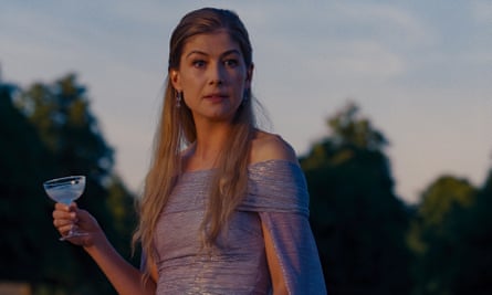 Rosamund Pike in Saltburn.