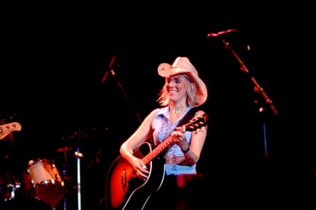 Lucinda Williams performing in Chicago, Illinois, 2001.