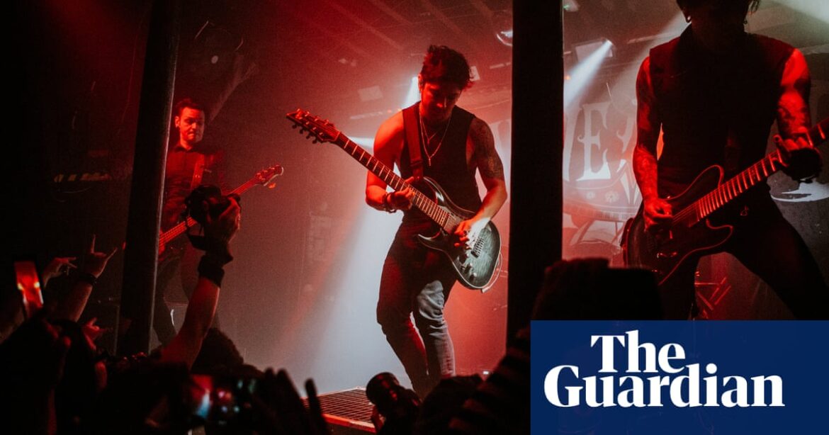More than one third of grassroots music venues in the UK are operating at a loss, according to a recent study by a charitable organization.