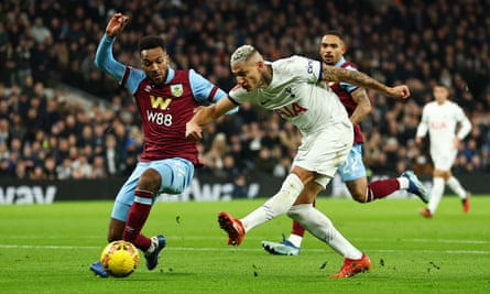 “Pedro Porro’s amazing goal secures Tottenham’s spot in the fourth round of the FA Cup with a win over Burnley.”