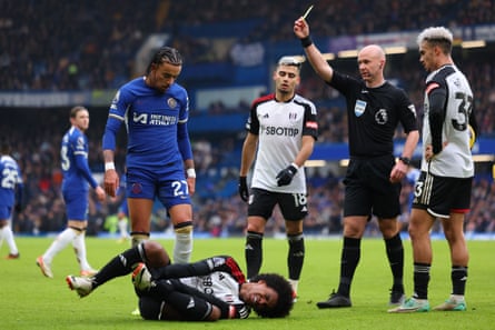 Pochettino’s spirits are lifted as Chelsea narrowly defeats Fulham, thanks to a penalty by Palmer.