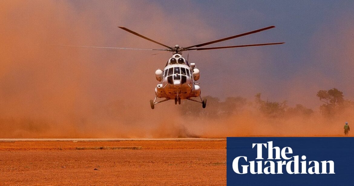 Somali insurgents fatally shoot one person and abduct five others following a UN helicopter’s forced landing.