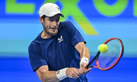 Andy Murray breaks losing streak by defeating Müller at Qatar Open.