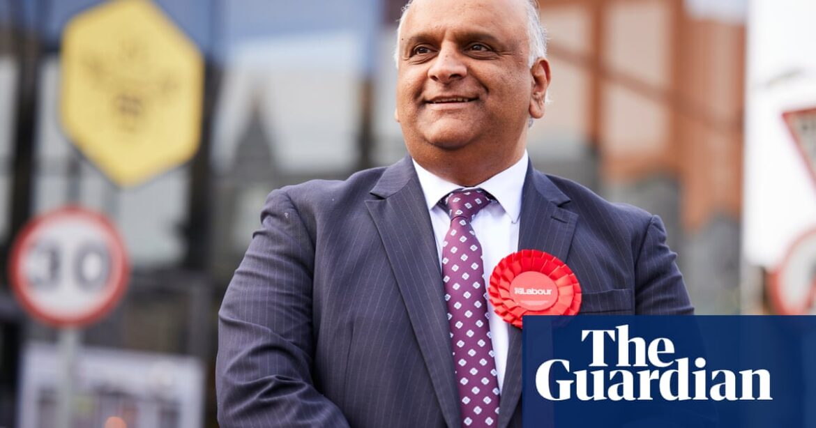 Labour has revoked its endorsement of a candidate in Rochdale following controversial comments made about Israel and Gaza.