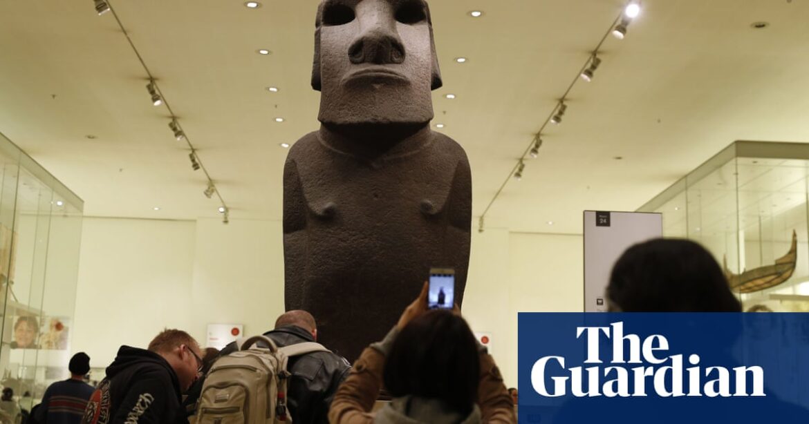 The Instagram page of the British Museum has been inundated with demands for the repatriation of a statue from Easter Island.