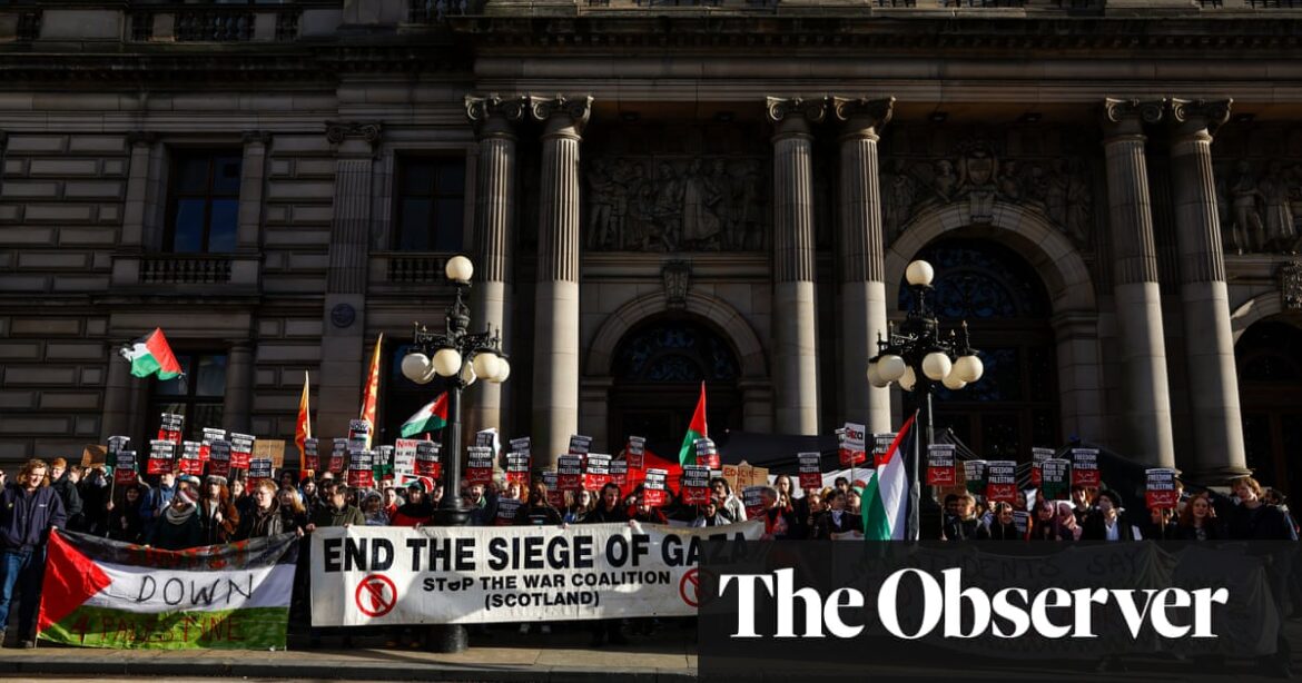 The Labour party is attempting to secure a partnership with the Scottish National Party in order to prevent a potential uprising against a new ceasefire in Gaza.