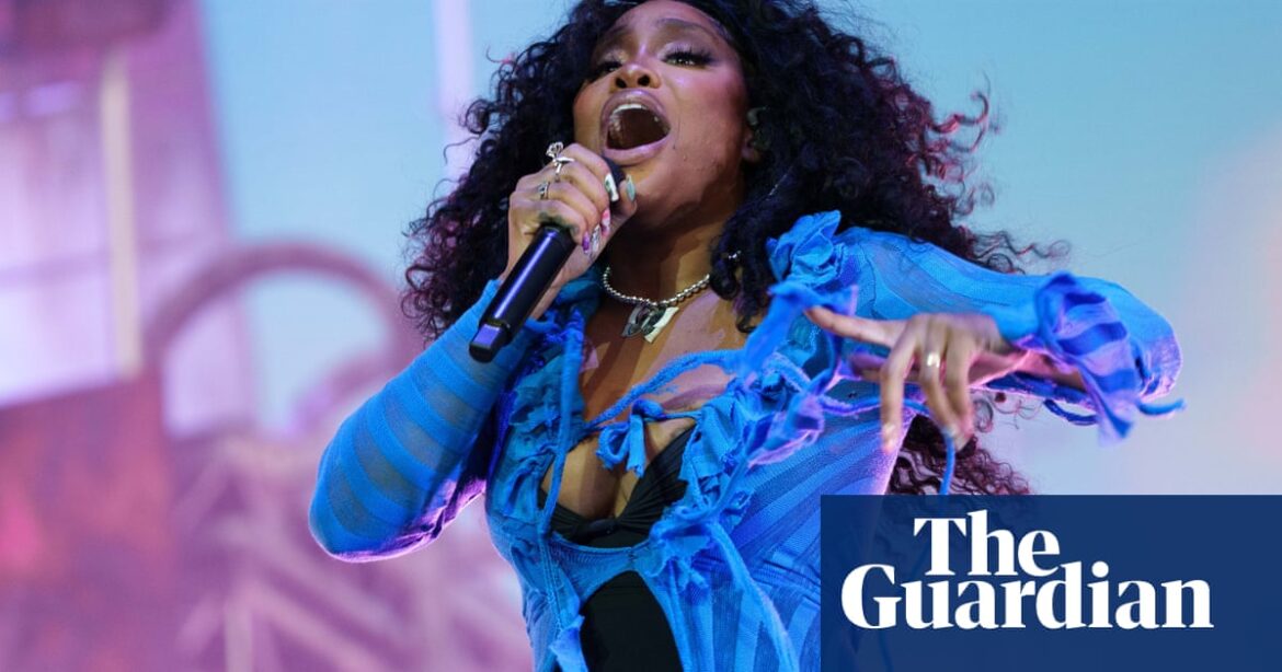 The number of female musicians in the United States has reached its highest point in a decade, although it still falls short of achieving gender parity.