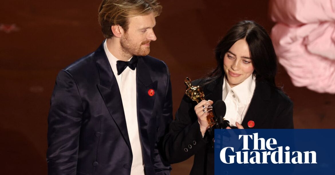 Billie Eilish has been awarded the Oscar for best song for her track “What Was I Made For?” from the film Barbie.