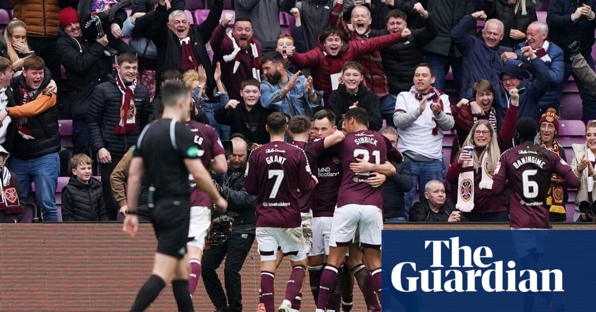 Celtic, playing with only 10 players, missed the opportunity to take the top spot as Hearts’ Grant and Shankland secured a victory.