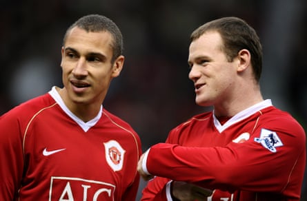 Henrik Larsson and Wayne Rooney in 2007