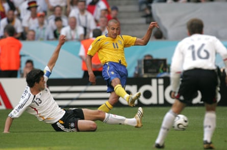 Henrik Larsson states, “My total appearances for Sweden are 106, however, I do not consider myself as a native.”