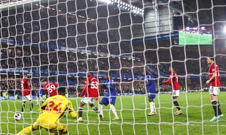 Palmer’s added-time double seals 4-3 Chelsea win against Manchester United