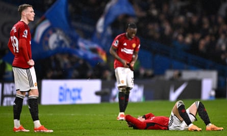 Dejected United players after Thursday’s 4-3 defeat at Chelsea.