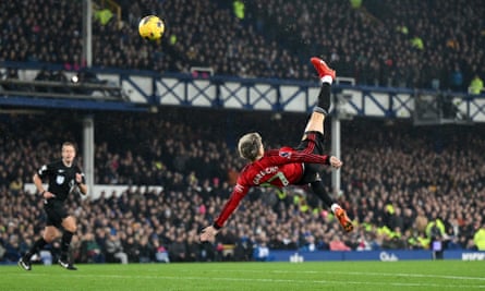 Alejandro Garnacho scores his acrobatic effort during the Premier League match between Everton and Manchester United at Goodison Park