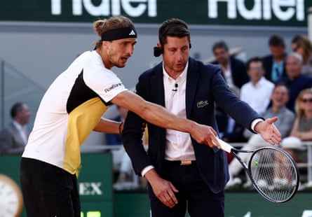 Zverev remonstrates with umpire Renaud Lichtenstein