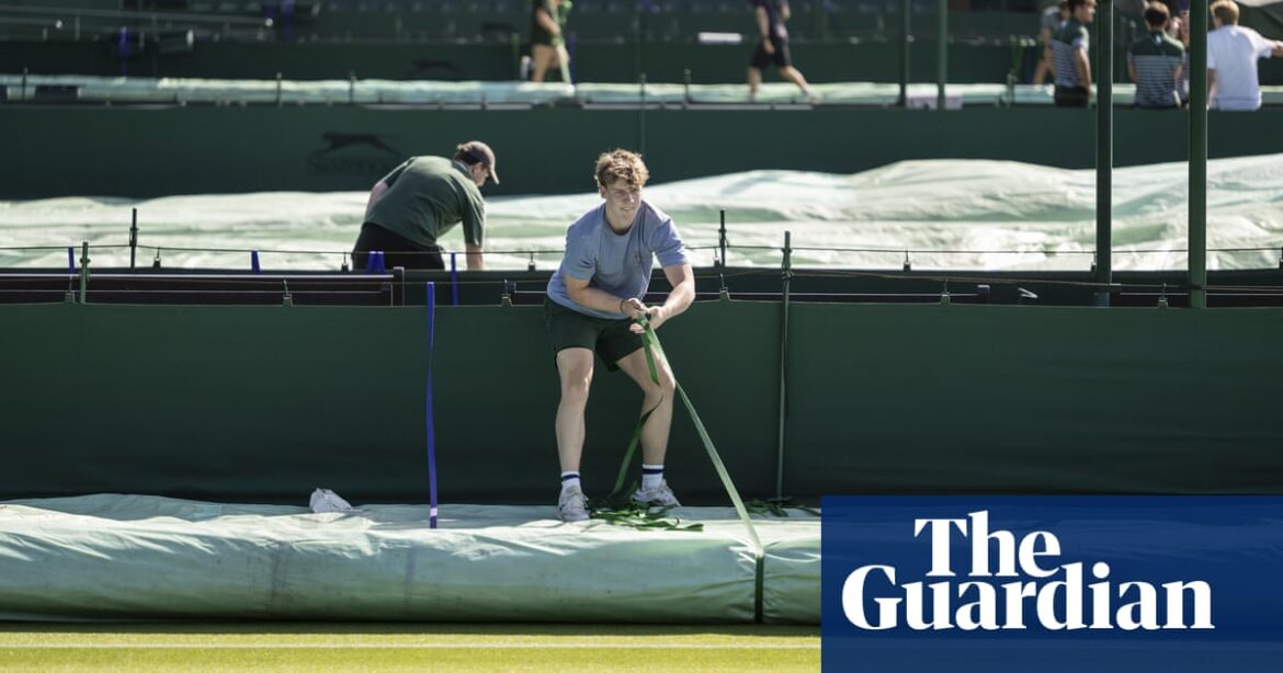 Pack brollies and SPF: rain and sun forecast for Wimbledon’s opening week