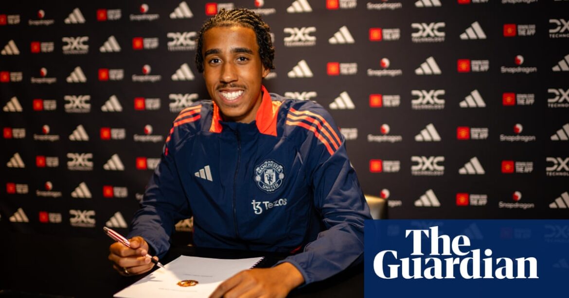 Manchester United sign defender Leny Yoro from Lille for £52.2m