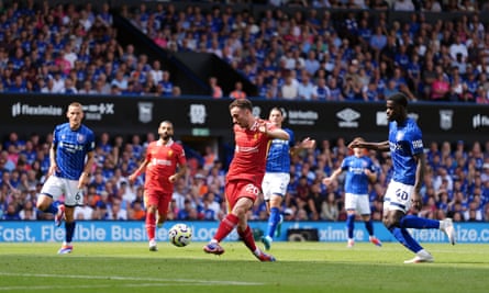 Diogo Jota kickstarts Arne Slot era as Liverpool outclass bullish Ipswich