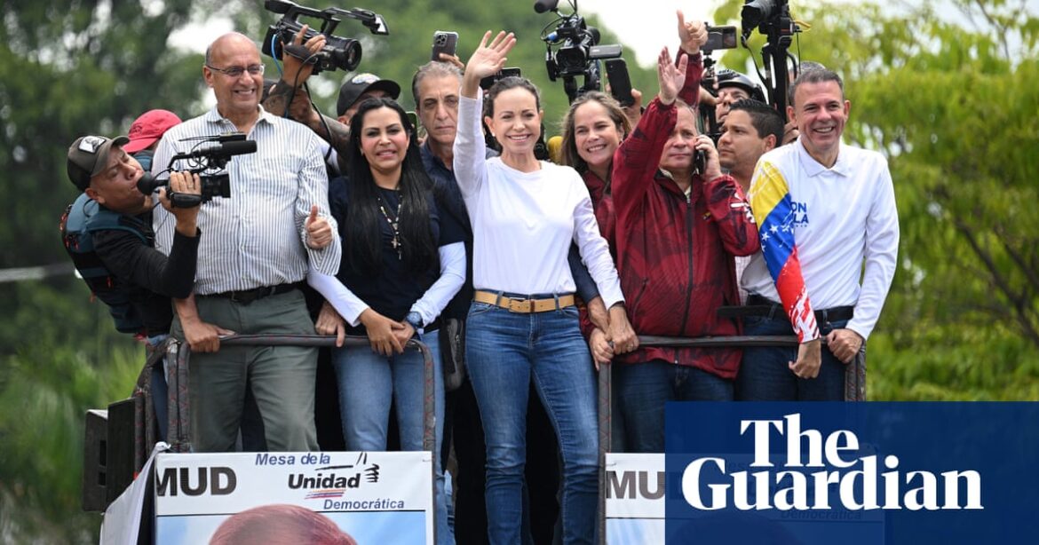 Huge crowds return to Venezuela’s streets to protest against Maduro