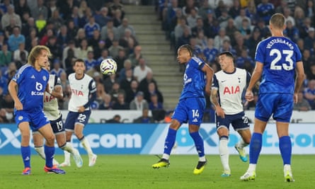 Jamie Vardy saves point for Leicester as Tottenham’s dominance dissipates