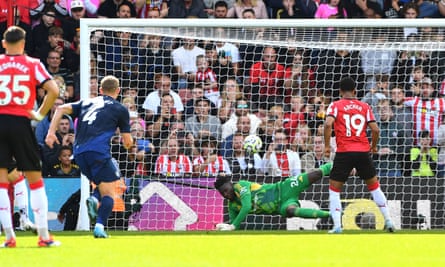 Garnacho seals Manchester United win at Southampton after Onana penalty save