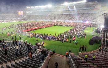 New Zealand reclaims world record for largest mass haka