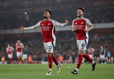 Ethan Nwaneri celebrates scoring agains Bolton