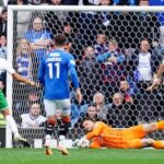 Tom Lawrence’s star turn fires flat Rangers to 1-0 win over Hibs