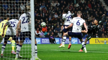 Ethan Nwaneri impresses as Arsenal ease past Preston in Carabao Cup