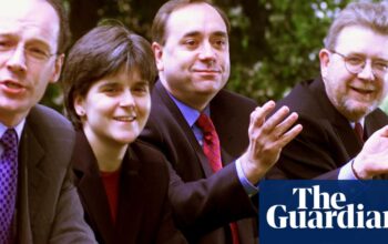 Political and media figures pay tribute to former first minister Alex Salmond