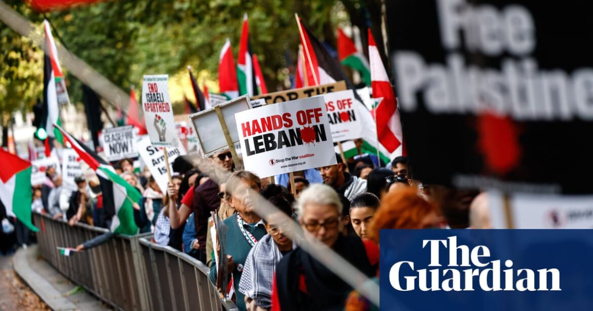 Tens of thousands join pro-Palestinian protest in London