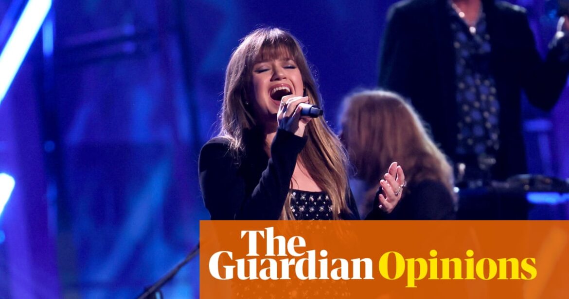 When can you change the lyrics in song covers? Ask Kelly Clarkson | Rebecca Shaw