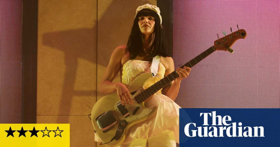 Khruangbin review – exquisite dreamy grooves get lost in the ether