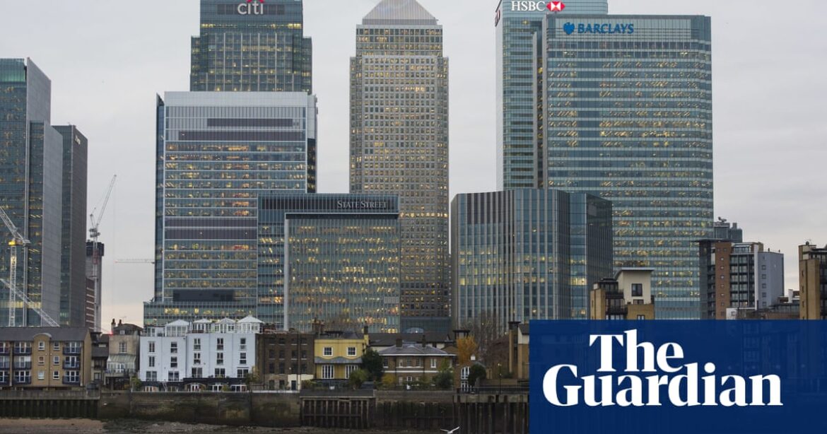 Senior UK bankers will get bonuses years earlier under plan to relax rules