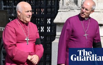 C of E must ‘kneel in penitence’ after difficult year, says archbishop of York