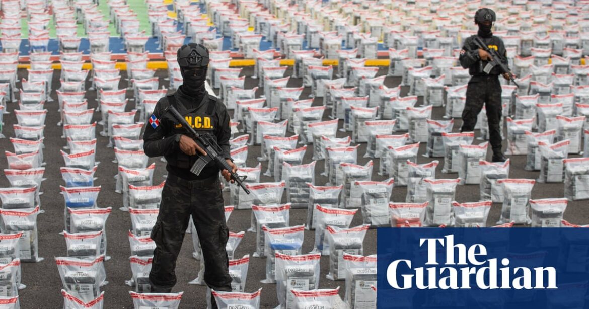 Dominican Republic seizes record 9.5 tonnes of cocaine in banana shipment