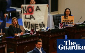 El Salvador overturns metals mining ban, defying environmental groups