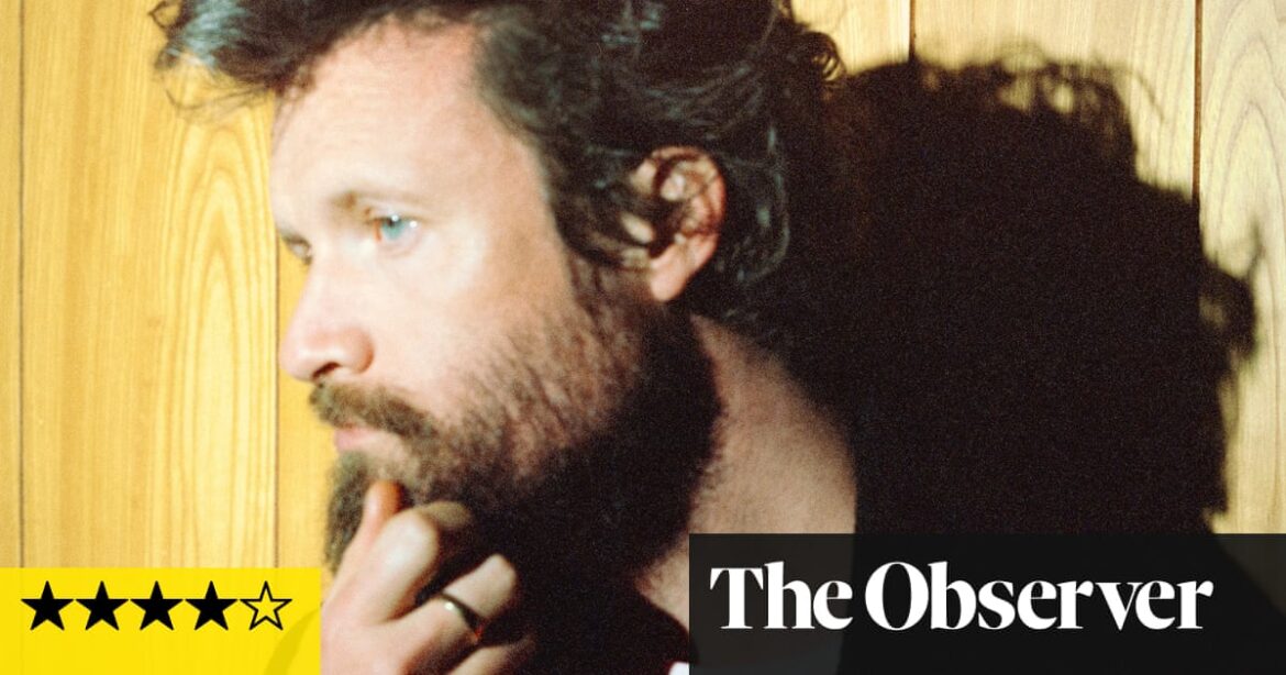 Father John Misty: Mahashmashana review – a superb chronicler of life’s perverseness