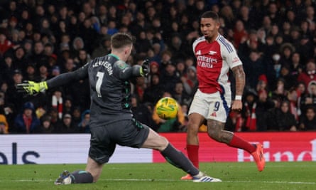 Jesus hat-trick lifts Arsenal past Crystal Palace and into Carabao Cup last four