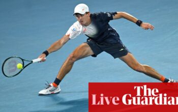 Australian Open quarter-final: Jannik Sinner v Alex de Minaur – live