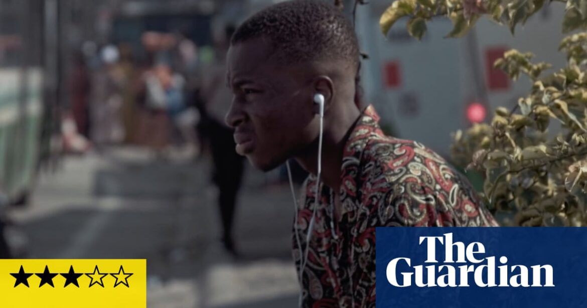 Campus Monde review – Ivorian hopefuls battle to get elusive immigration visas