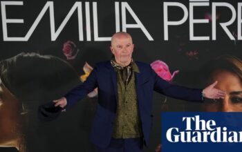 Film-maker Jacques Audiard apologises after Mexican outrage over Emilia Pérez