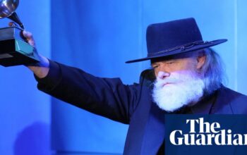 Garth Hudson, founder member of the Band and Bob Dylan collaborator, dies aged 87