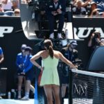 Imperious Iga Swiatek marches on to set up Madison Keys semi-final at Australian Open