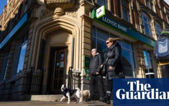 Lloyds Banking Group to shut another 136 UK high street branches