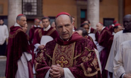 Ralph Fiennes as Cardinal Lawrence in Conclave.