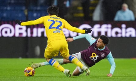 Promotion rivals Burnley and Leeds take cold comfort in tense draw