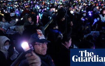 Thousands of rival protesters rally in Seoul after Yoon Suk Yeol avoids arrest